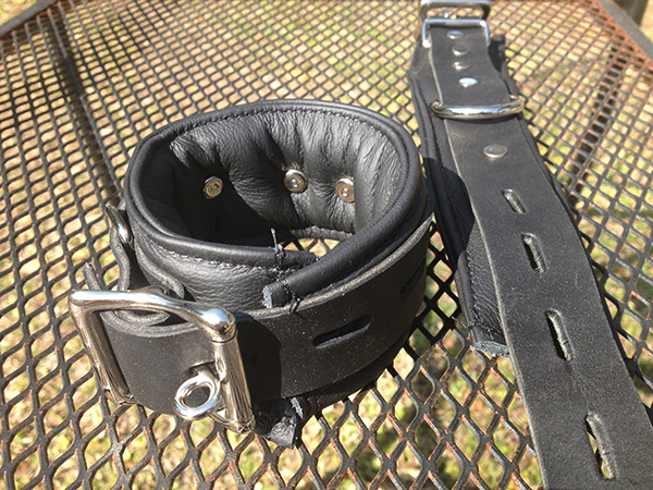 locking padded leather cuffs
